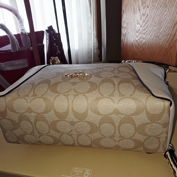 Coach KACEY SATCHEL IN COLORBLOCK SIGNATURE CANVAS IM/Light Khaki/Ivory Multi - Picture 7 of 11